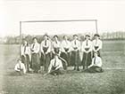 Eastern Esplanade/Brondesbury School Hockey Team  1911 [Guide]